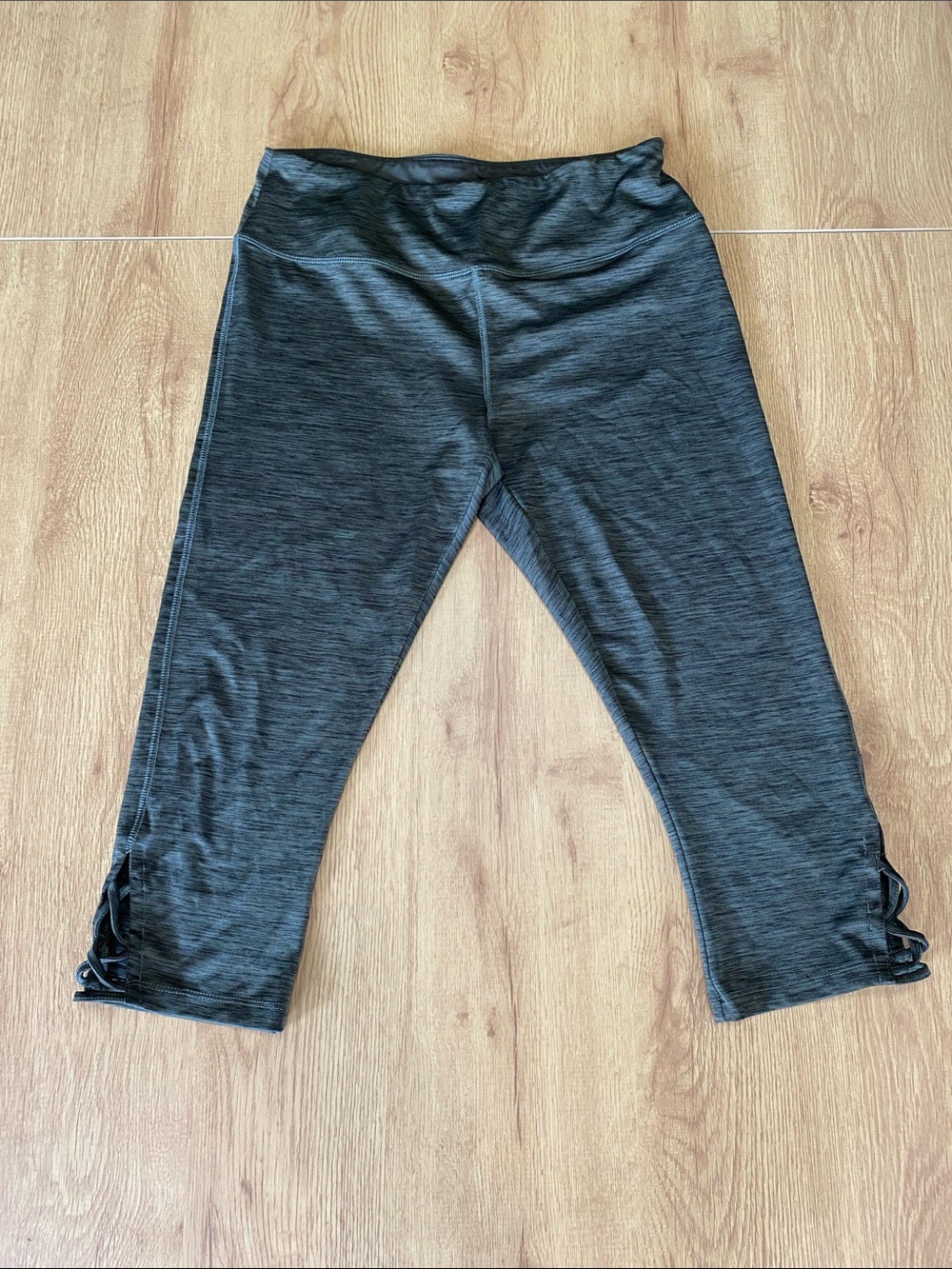 Women’s Black Capri Yoga Pants with Side Tie